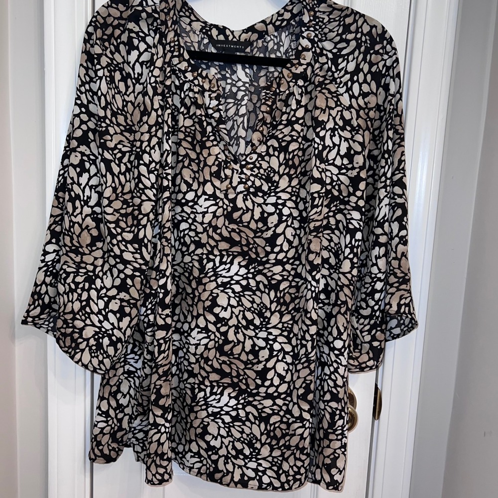 Investments XL Abstract Pebble Print Studded V-Neck Tunic Blouse Black Tan EUC